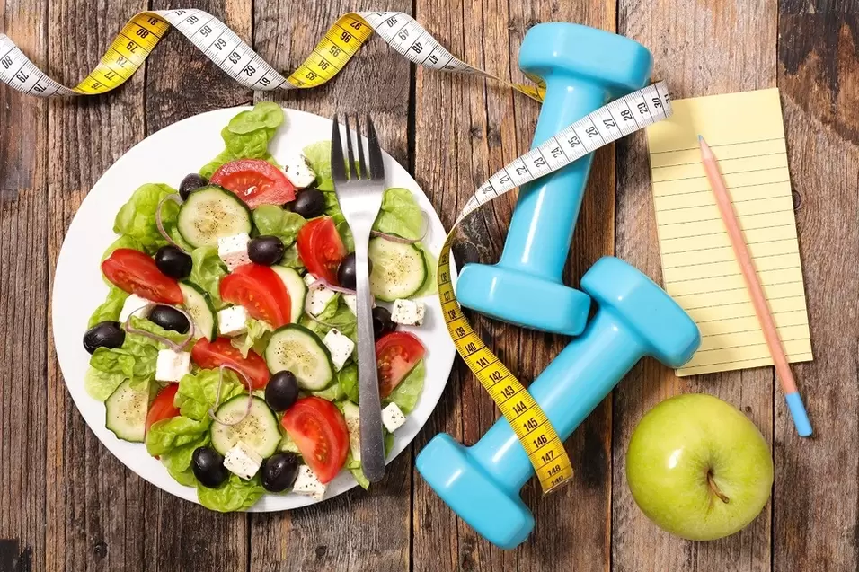 Нискокалоричната диета на Любимата диета, съчетана с тренировки, ще ви помогне да отслабнете ефективно